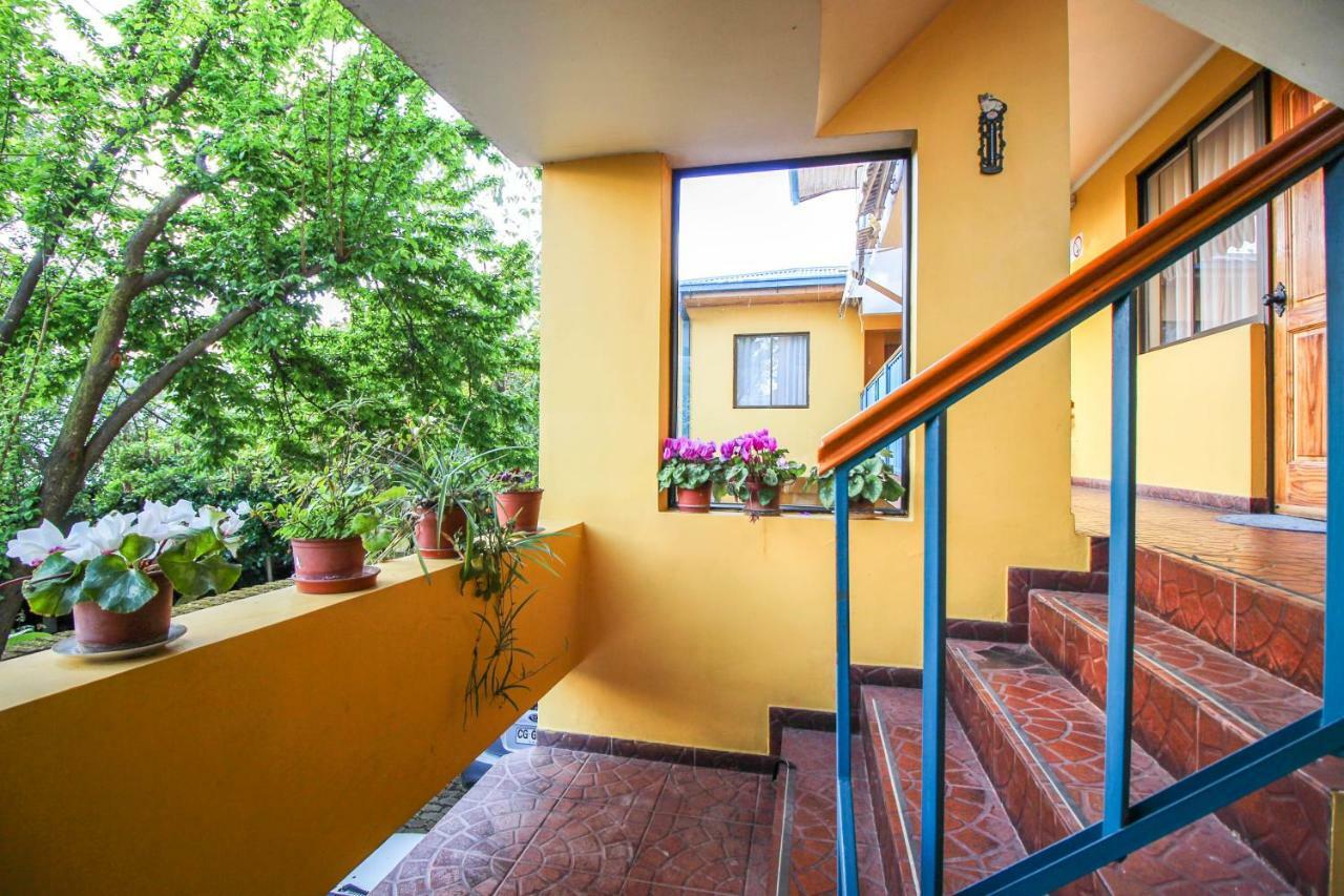 טלקה Hostal Del Rio מראה חיצוני תמונה