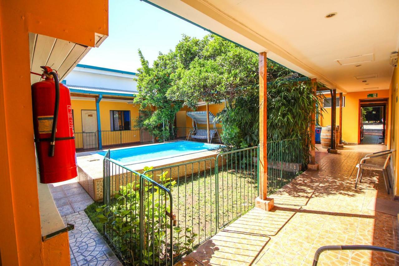 טלקה Hostal Del Rio מראה חיצוני תמונה