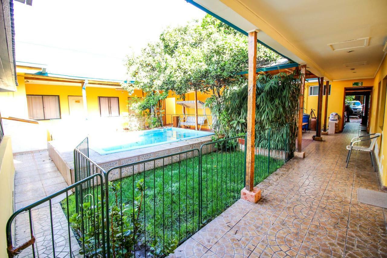 טלקה Hostal Del Rio מראה חיצוני תמונה