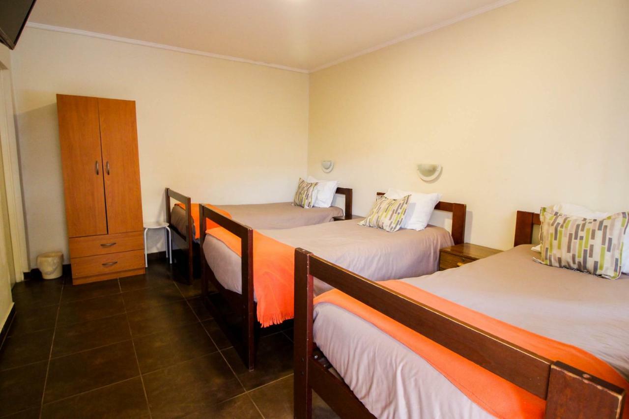 טלקה Hostal Del Rio מראה חיצוני תמונה