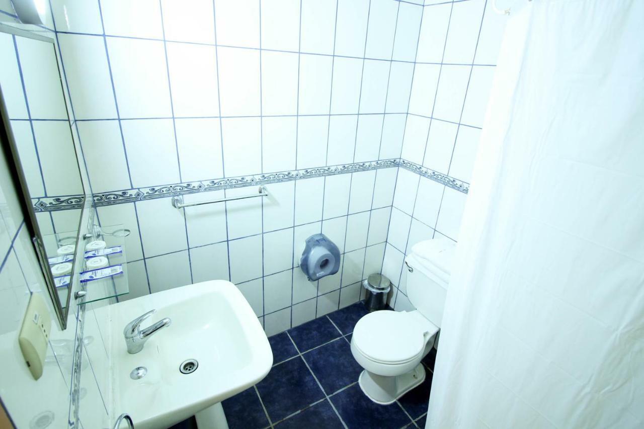 טלקה Hostal Del Rio מראה חיצוני תמונה