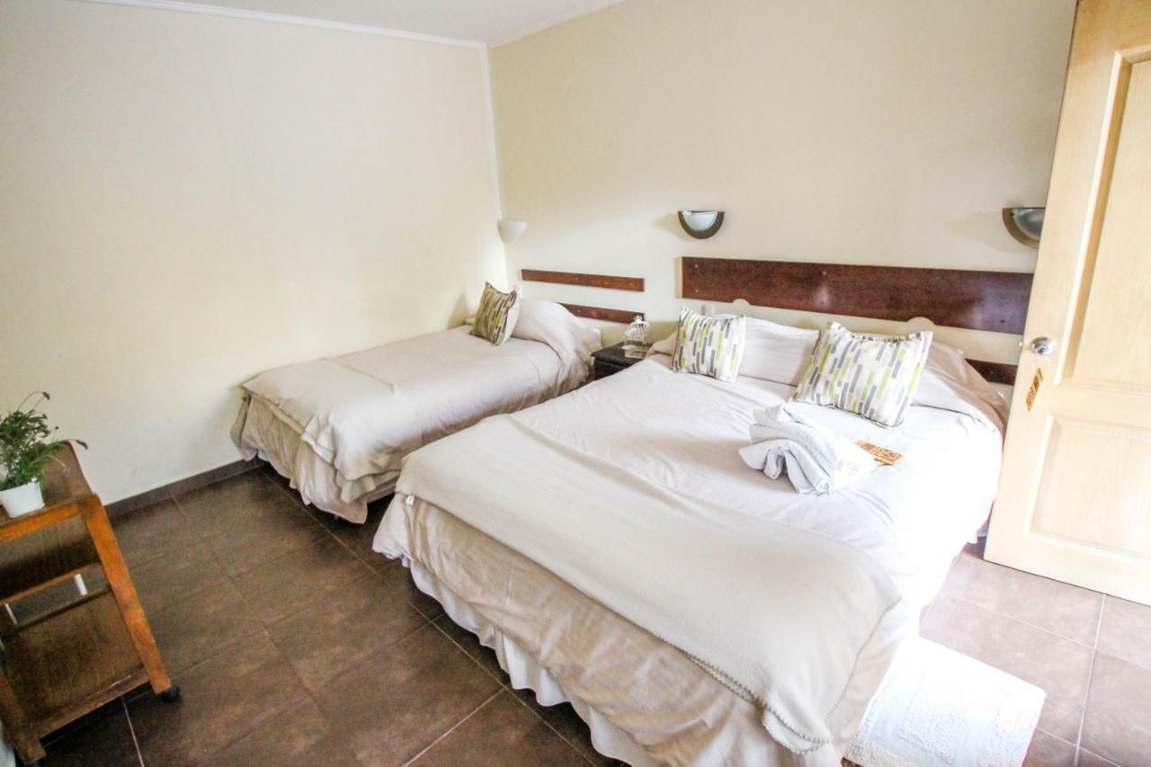 טלקה Hostal Del Rio מראה חיצוני תמונה
