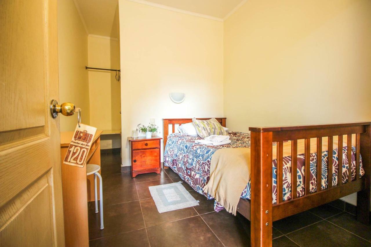 טלקה Hostal Del Rio מראה חיצוני תמונה