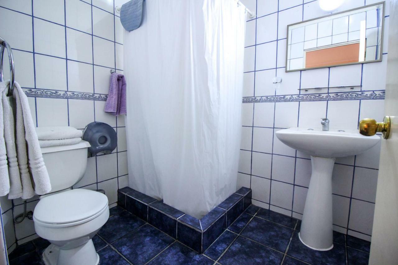 טלקה Hostal Del Rio מראה חיצוני תמונה